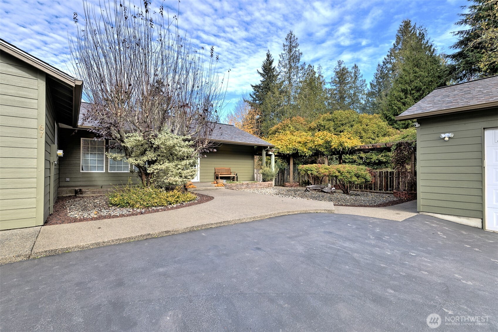 67 E South Island Drive