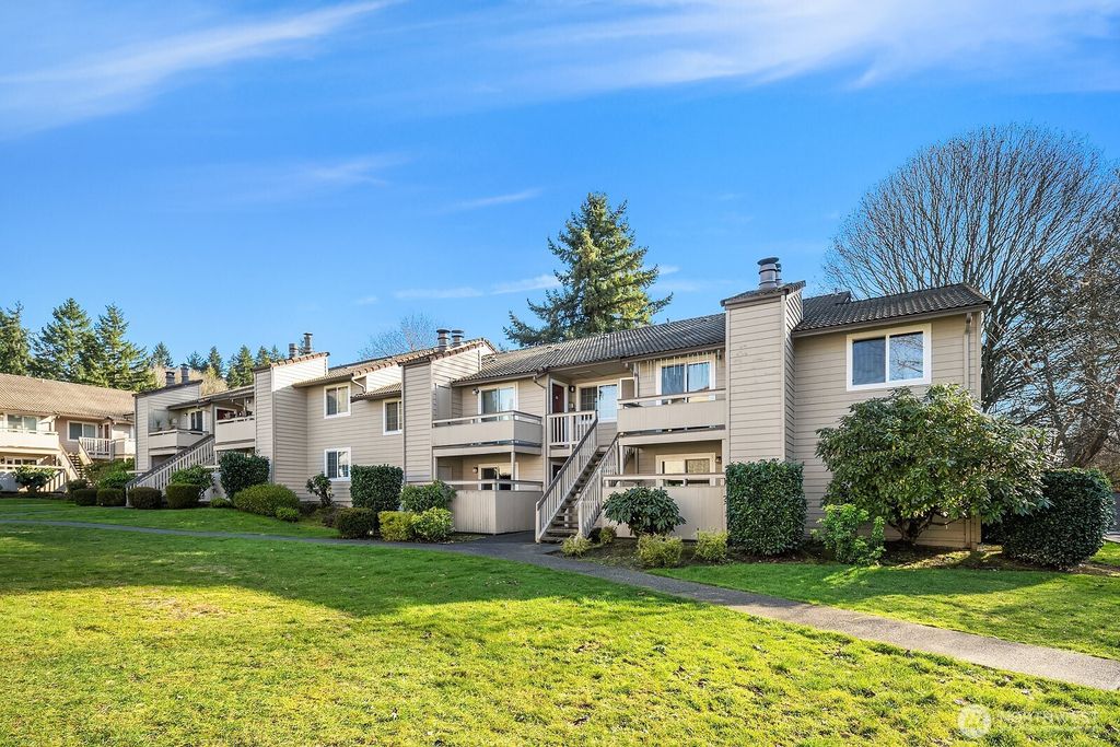 Photo of 14200 NE 171st Street #G108, Woodinville, WA 98072 (MLS # 2478548)