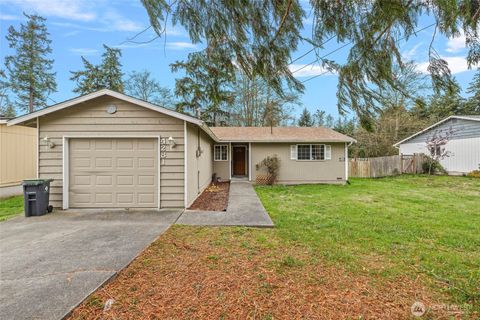 Photo of 4281 Northgate Drive, Oak Harbor, WA 98277 (MLS # 2443955) Photo of 4281 Northgate Drive, Oak Harbor, WA 98277 (MLS # 2443955)