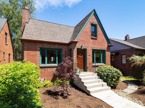 Photo of 7754 Jones Avenue NW, Seattle, WA 98117 (MLS # 2533670)