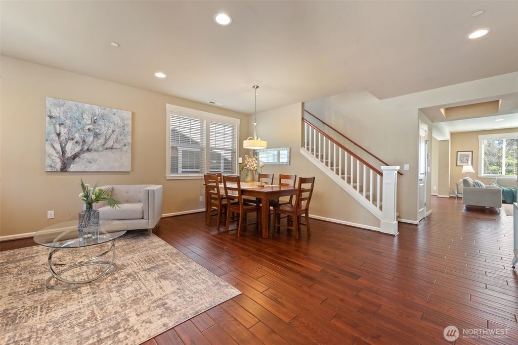 Photo of 17119 NE 117th Street, Redmond, WA 98052 (MLS # 2344426)