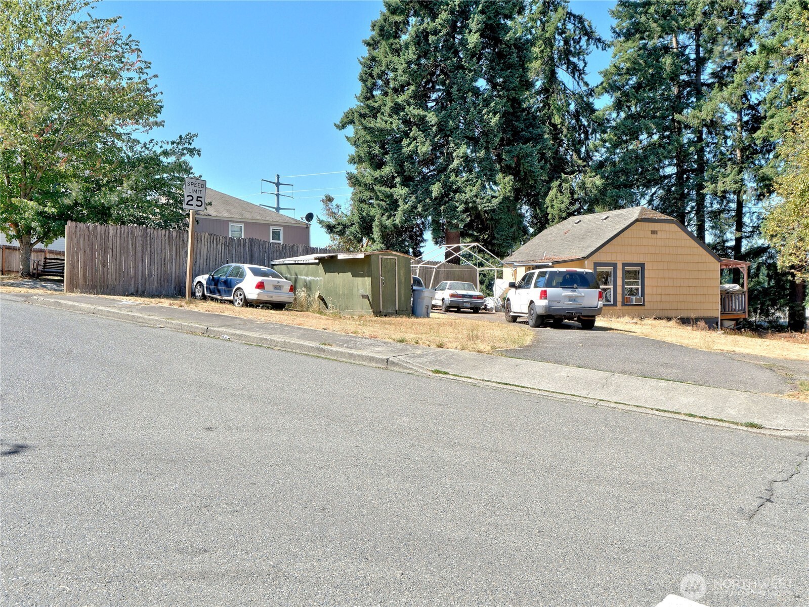 1409 Monroe Avenue NE