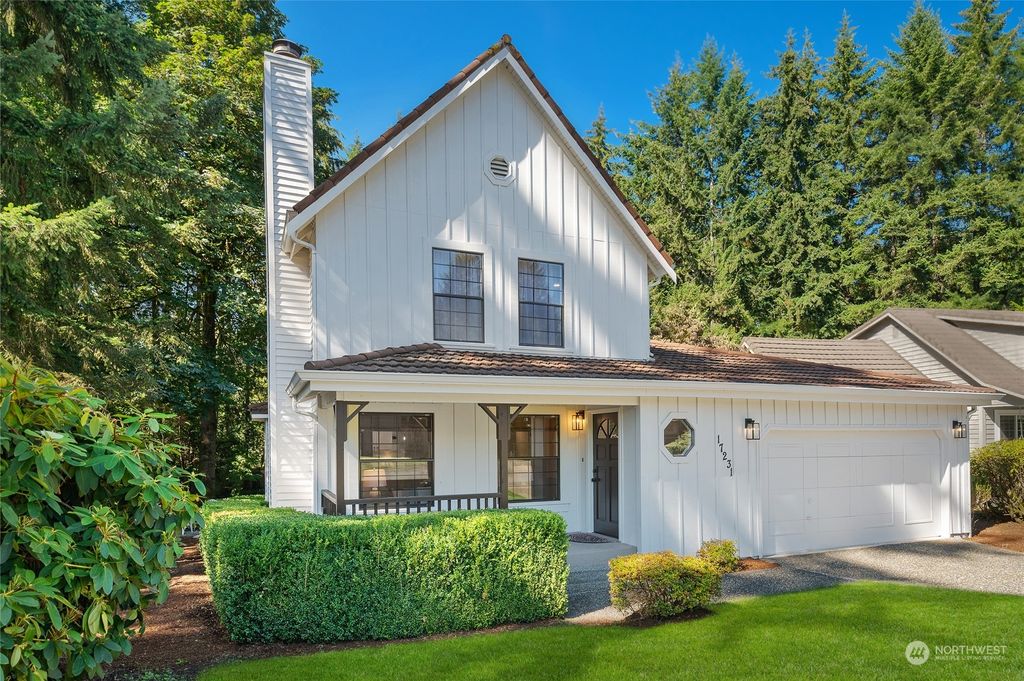 Photo of 17231 NE 137th Court, Redmond, WA 98052 (MLS # 2280518)
