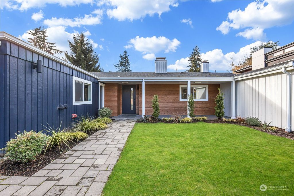 Photo of 10329 40th Avenue NE, Seattle, WA 98125 (MLS # 2030857)
