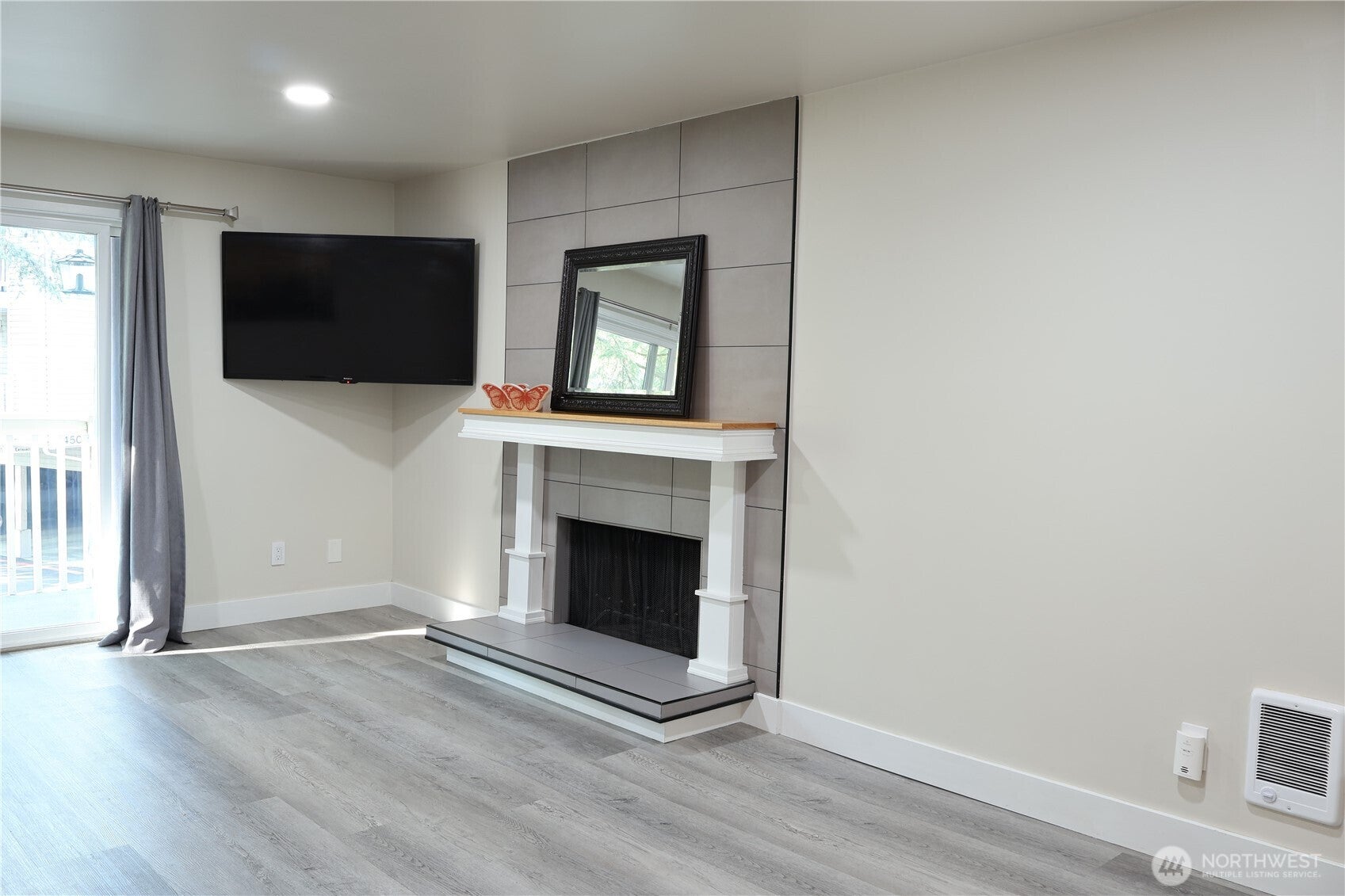 14517 NE 40th Street F103