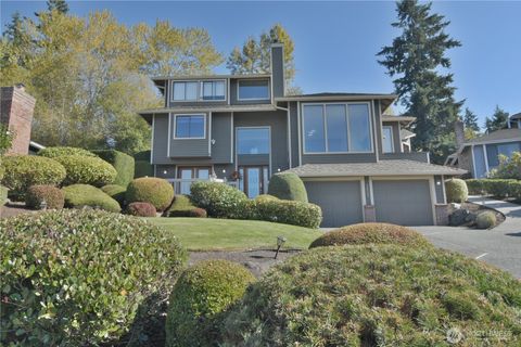 Photo of 16707 70th Place W, Lynnwood, WA 98037 (MLS # 2475741)