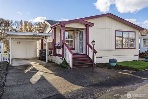 10718 62nd Street Ct E Puyallup WA 98372