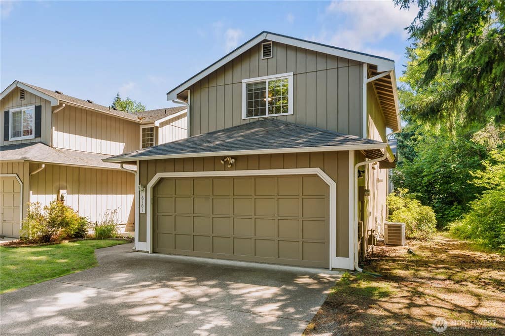 Photo of 6101 SE Laguna Lane, Lacey, WA 98503 (MLS # 2540828)