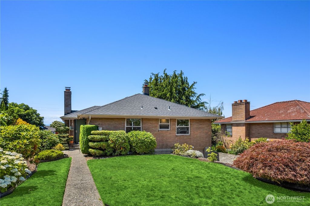 Photo of 6743 40th Avenue SW, Seattle, WA 98136 (MLS # 2366968)