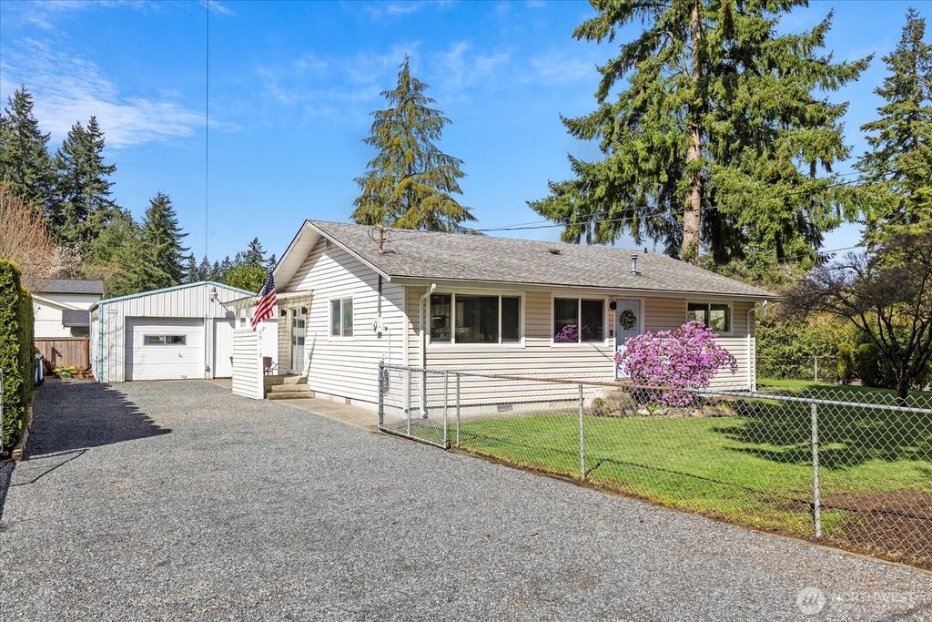Photo of 20110 84th Avenue W, Edmonds, WA 98026 (MLS # 2355455)