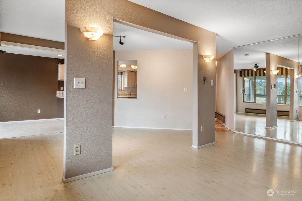 Photo of 23505 Lakeview Drive #C-201, Mountlake Terrace, WA 98043 (MLS # 2310081)
