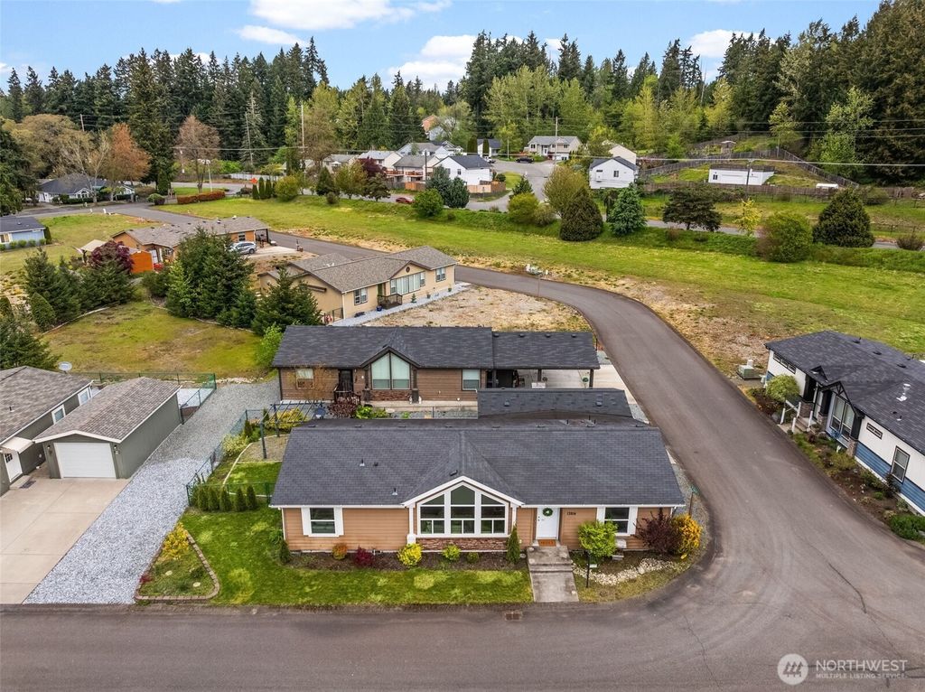 Photo of 13814 21st Ave Ave E, Tacoma, WA 98445 (MLS # 2483665)