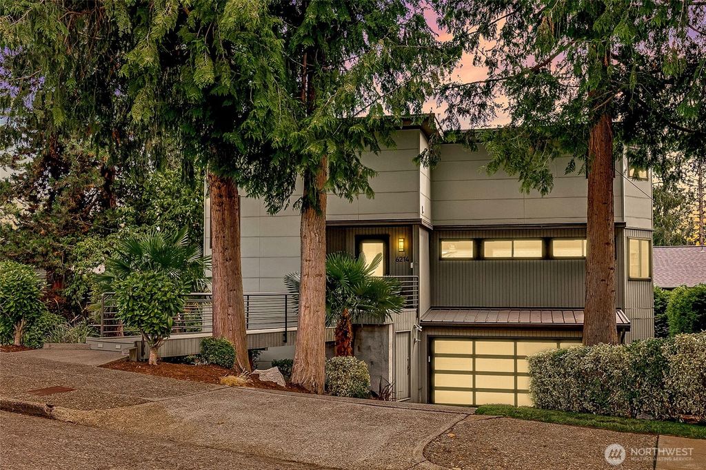 Photo of 6214 52nd Avenue NE, Seattle, WA 98115 (MLS # 2434781)