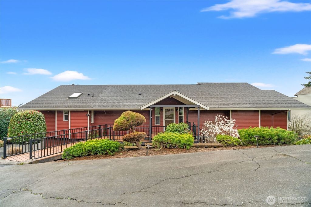 Photo of 2215 Mukilteo Speedway, Mukilteo, WA 98275 (MLS # 2355789)