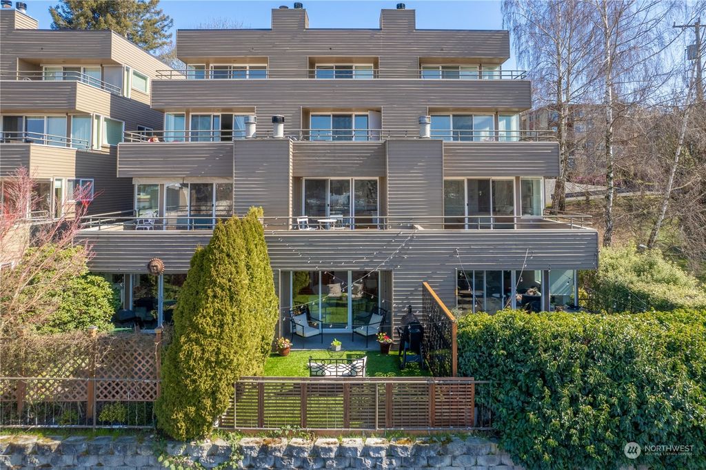 Photo of 3003 14th Avenue W #102, Seattle, WA 98119 (MLS # 2046975)