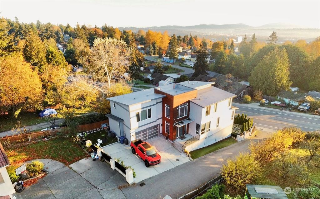 Photo of 17323 S Military Road S, SeaTac, WA 98188 (MLS # 2311038)