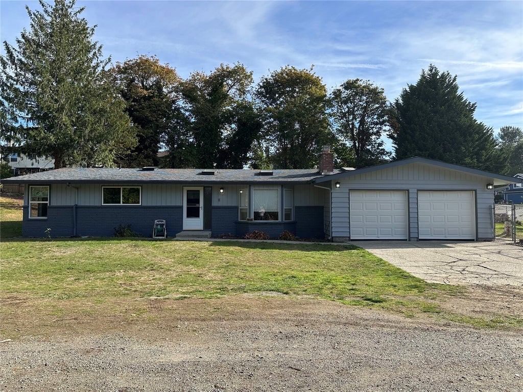 Photo of 11054 SE 192nd Street, Renton, WA 98055 (MLS # 2594173)