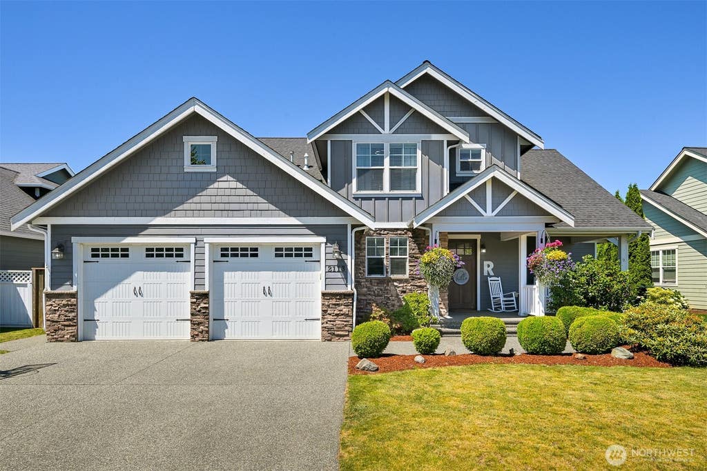 Photo of 2113 Shea Street, Lynden, WA 98264 (MLS # 2531608)