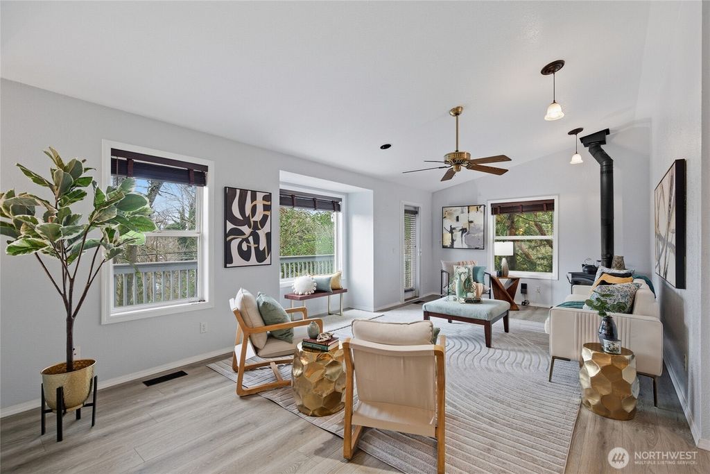 Photo of 7600 Highland Park Way SW, Seattle, WA 98106 (MLS # 2472538)