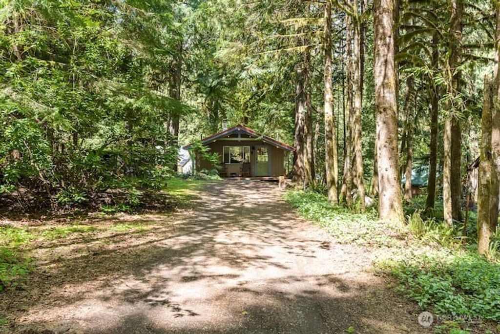 Photo of 63389 High Ridge Drive, Marblemount, WA 98267 (MLS # 2521456)