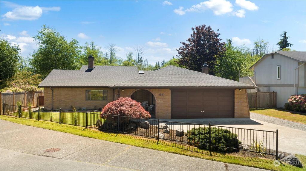 Photo of 5018 150th Place SW, Edmonds, WA 98026 (MLS # 2249371)