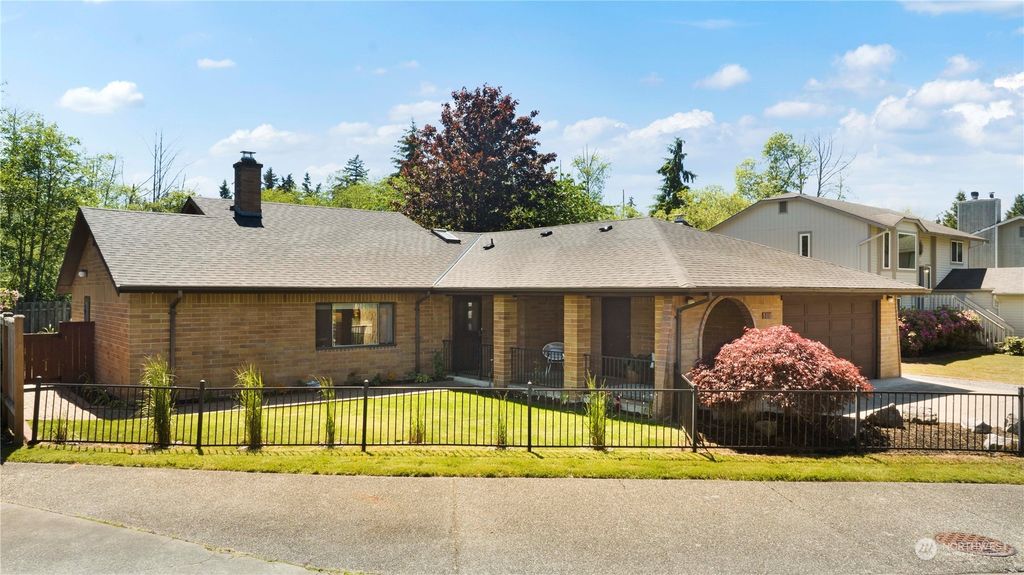 Photo of 5018 150th Place SW, Edmonds, WA 98026 (MLS # 2249371)