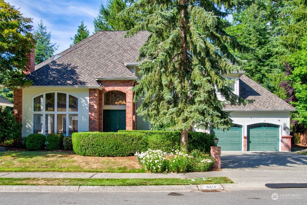 Photo of 16614 SE 50th Place, Bellevue, WA 98006 (MLS # 2141008)