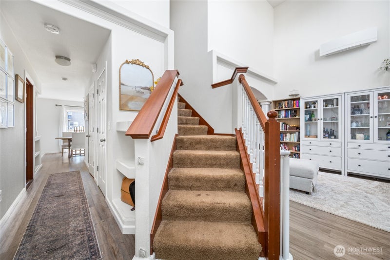 3420 Barry Place