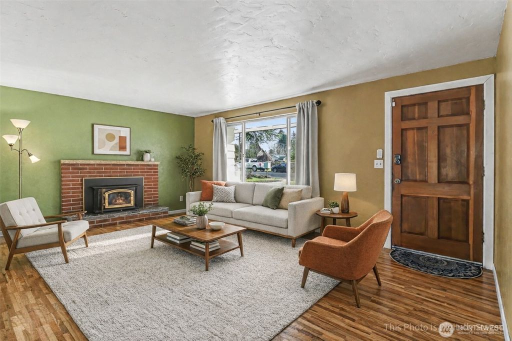 Photo of 740 Barclift Lane SE, Tumwater, WA 98501 (MLS # 2478616)