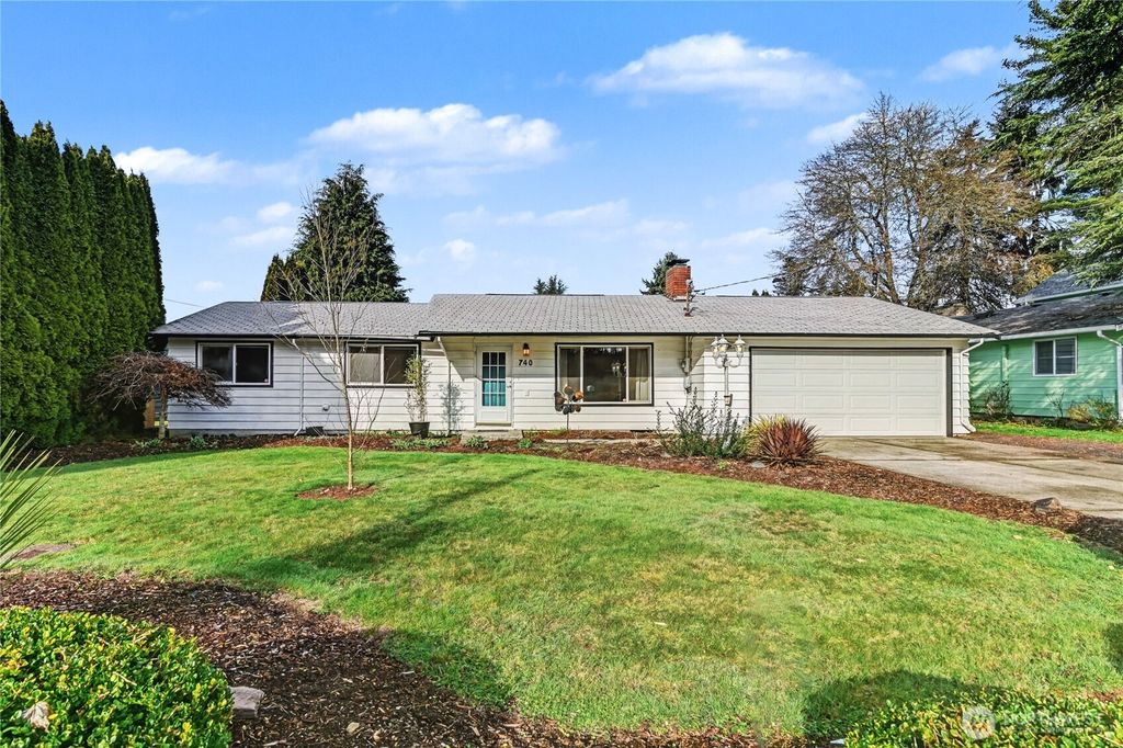 Photo of 740 Barclift Lane SE, Tumwater, WA 98501 (MLS # 2478616)