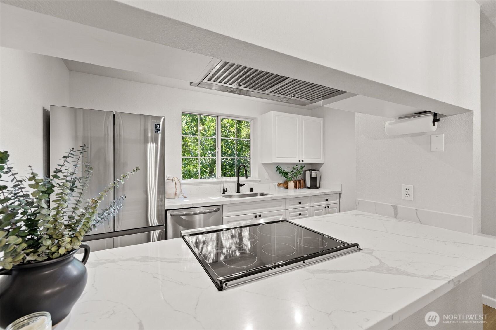 23311 Cedar Way P201