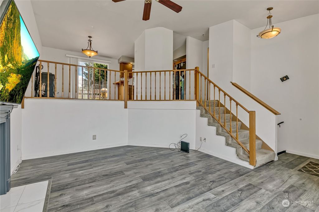 Photo of 102 16th Avenue Ct, Milton, WA 98354 (MLS # 2245360)