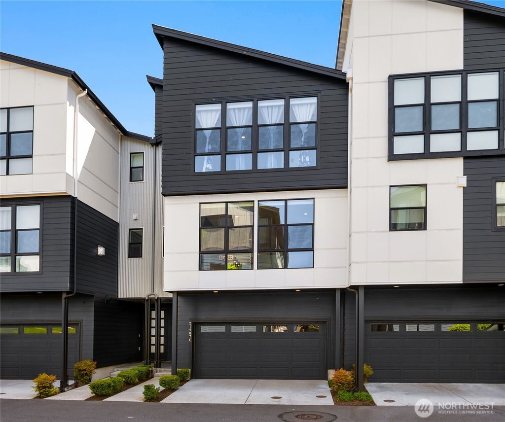 Photo of 21907 25th St AVE SE #Unit C, Bothell, WA 98021 (MLS # 2520269)