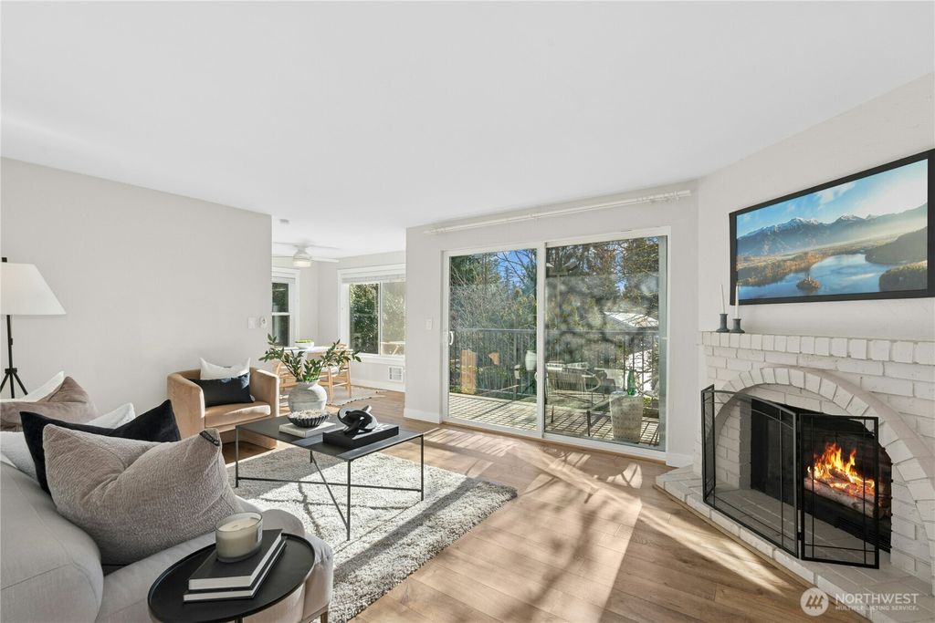 Photo of 14324 126th Avenue NE #C201, Kirkland, WA 98034 (MLS # 2470342)