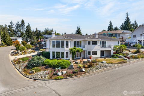 Photo of 4807 Glasgow Way, Anacortes, WA 98221 (MLS # 2558063)
