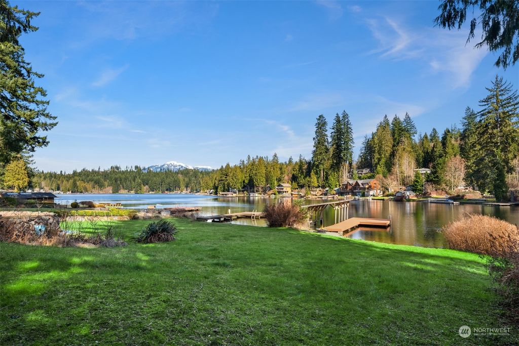 Photo of 2631 SW LAKE ROESIGER Road, Snohomish, WA 98290 (MLS # 2212038)