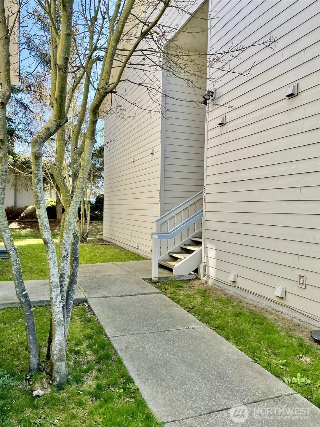320 SE Barrington Drive A301