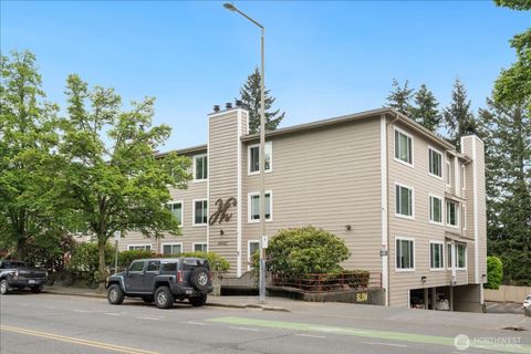 Photo of 12027 15th Avenue NE #305, Seattle, WA 98125 (MLS # 2521428)