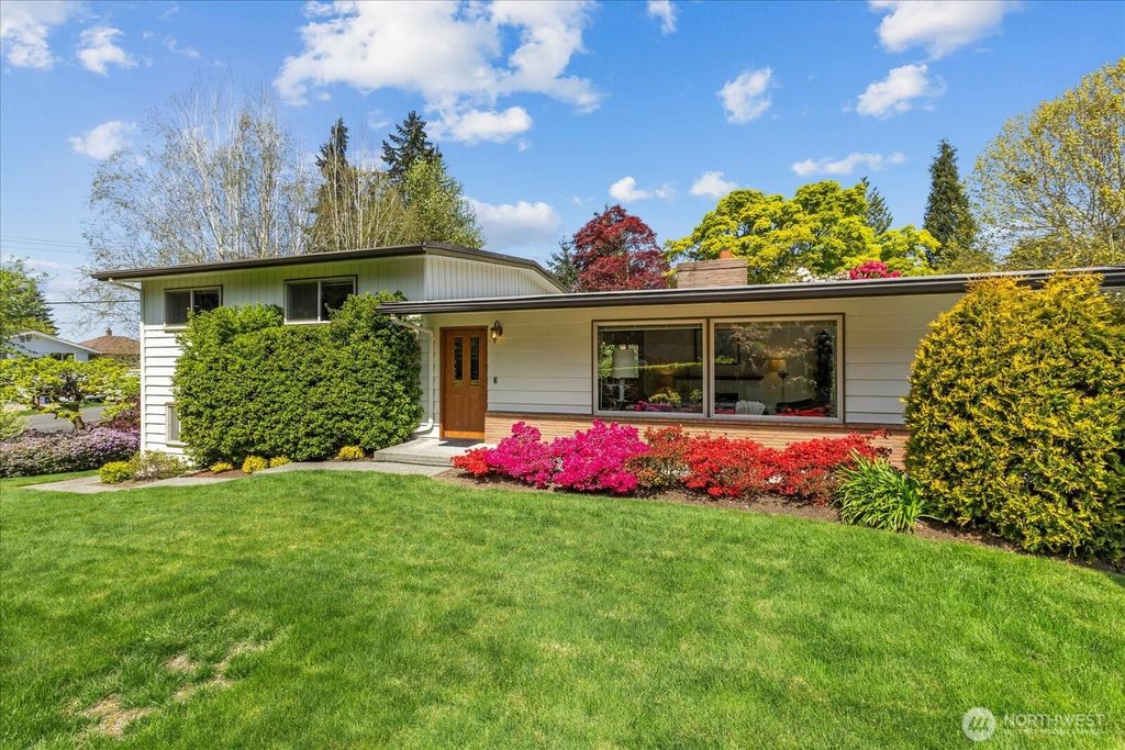 Photo of 19127 92nd Avenue W, Edmonds, WA 98020 (MLS # 2366277)