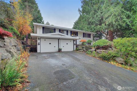 Photo of 2232 177th Street SW, Lynnwood, WA 98037 (MLS # 2448974)