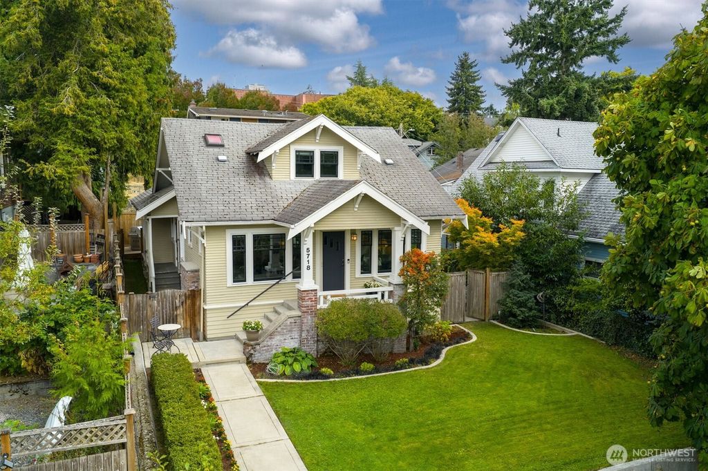 Photo of 5718 Palatine Avenue N, Seattle, WA 98103 (MLS # 2478163)