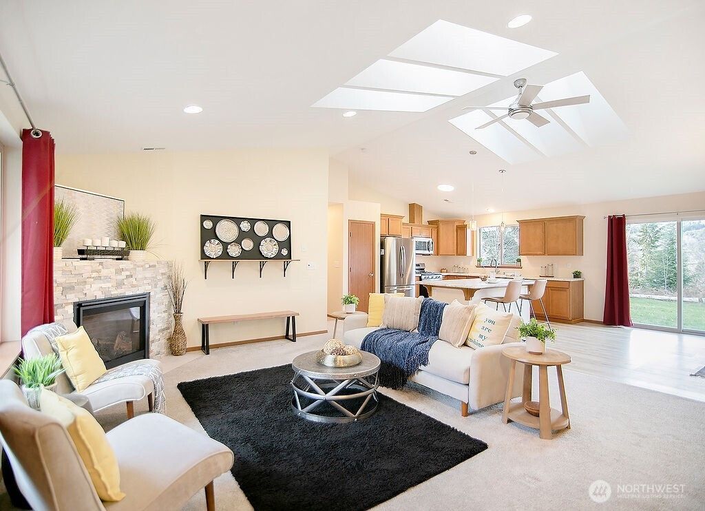 Photo of 59 Spruce Place, Cathlamet, WA 98612 (MLS # 2477597)