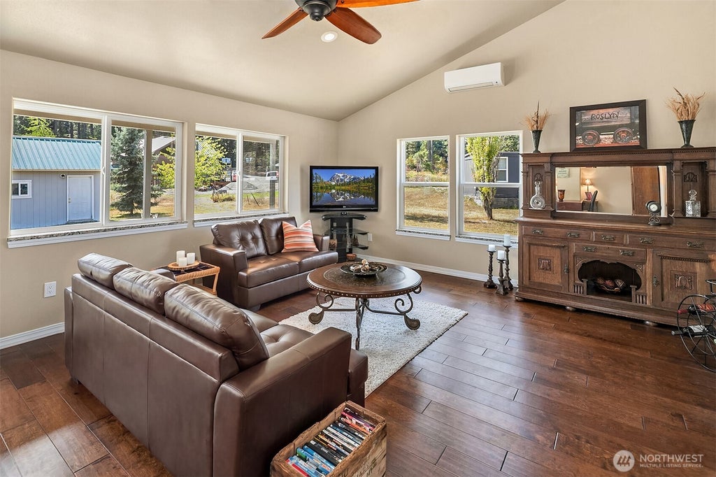 Photo of 230 Cascade View Drive, Ronald, WA 98940 (MLS # 2581961)