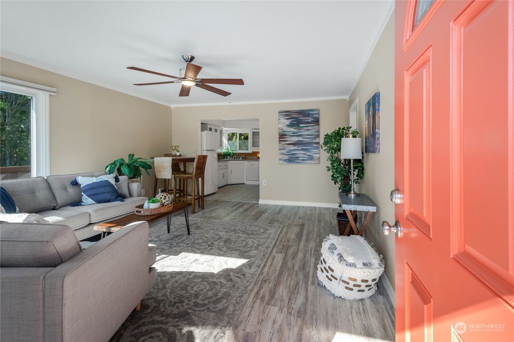 Photo of 4202 S 122nd Street, Tukwila, WA 98168 (MLS # 1994949)