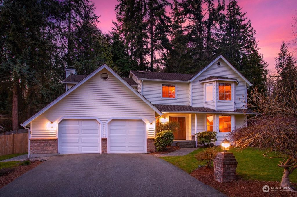 Photo of 1131 187th Place SW, Lynnwood, WA 98036 (MLS # 2209481)