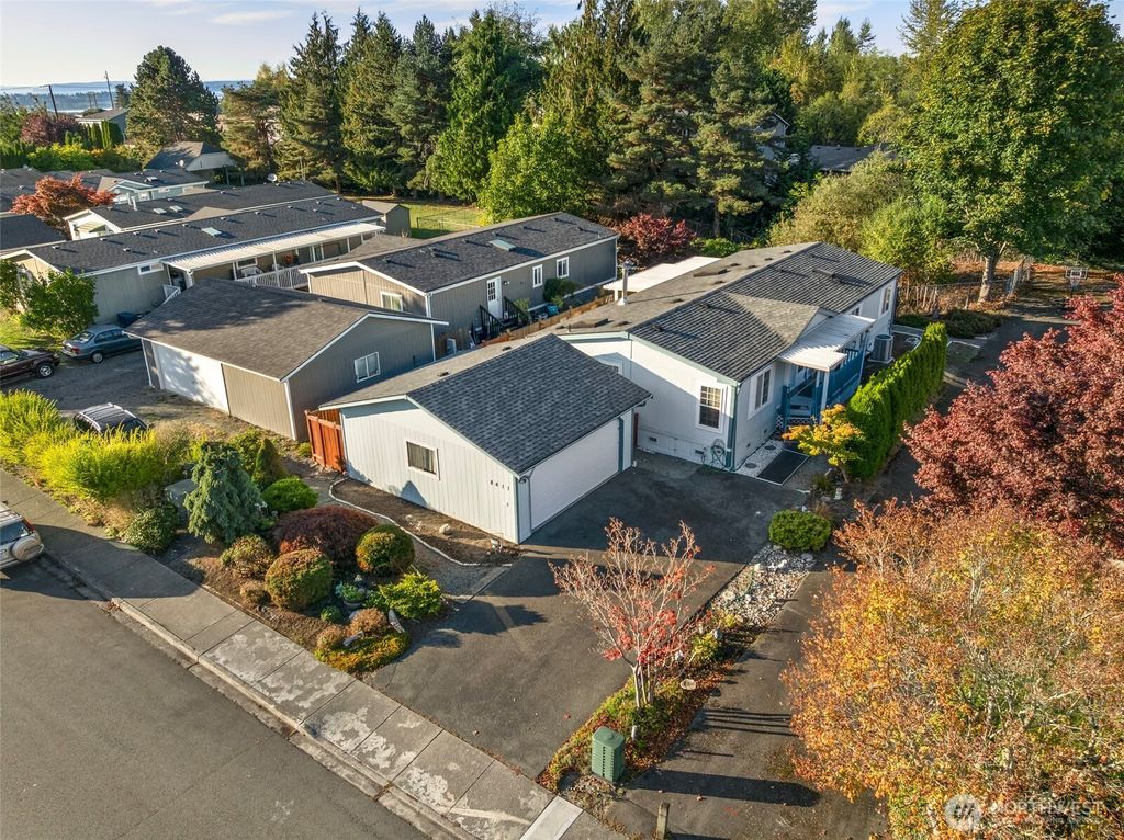 Photo of 8411 15th PL SE Pl, Lake Stevens, WA 98258 (MLS # 2442769)