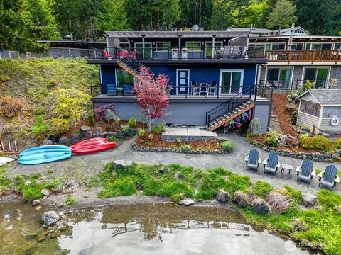90 Mallard Cove Road Port Angeles WA 98363