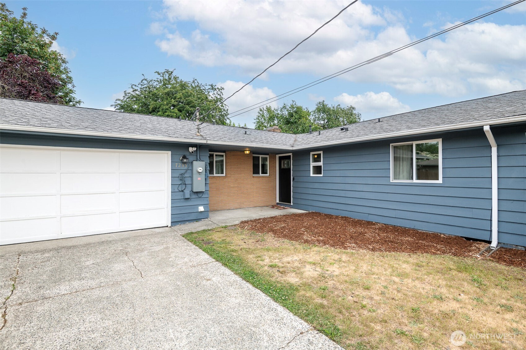 7233 S Sheridan