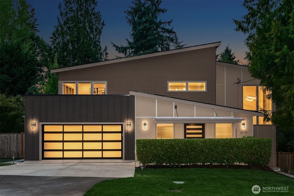 Photo of 2718 NE 90th Street, Seattle, WA 98115 (MLS # 2431740)
