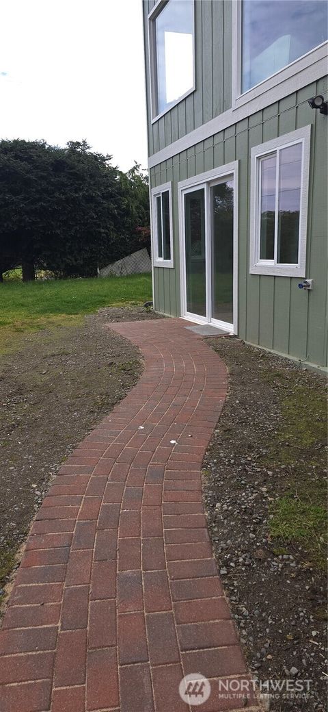 Photo of 251 Spring View Place #B, Sequim, WA 98382 (MLS # 2511246)